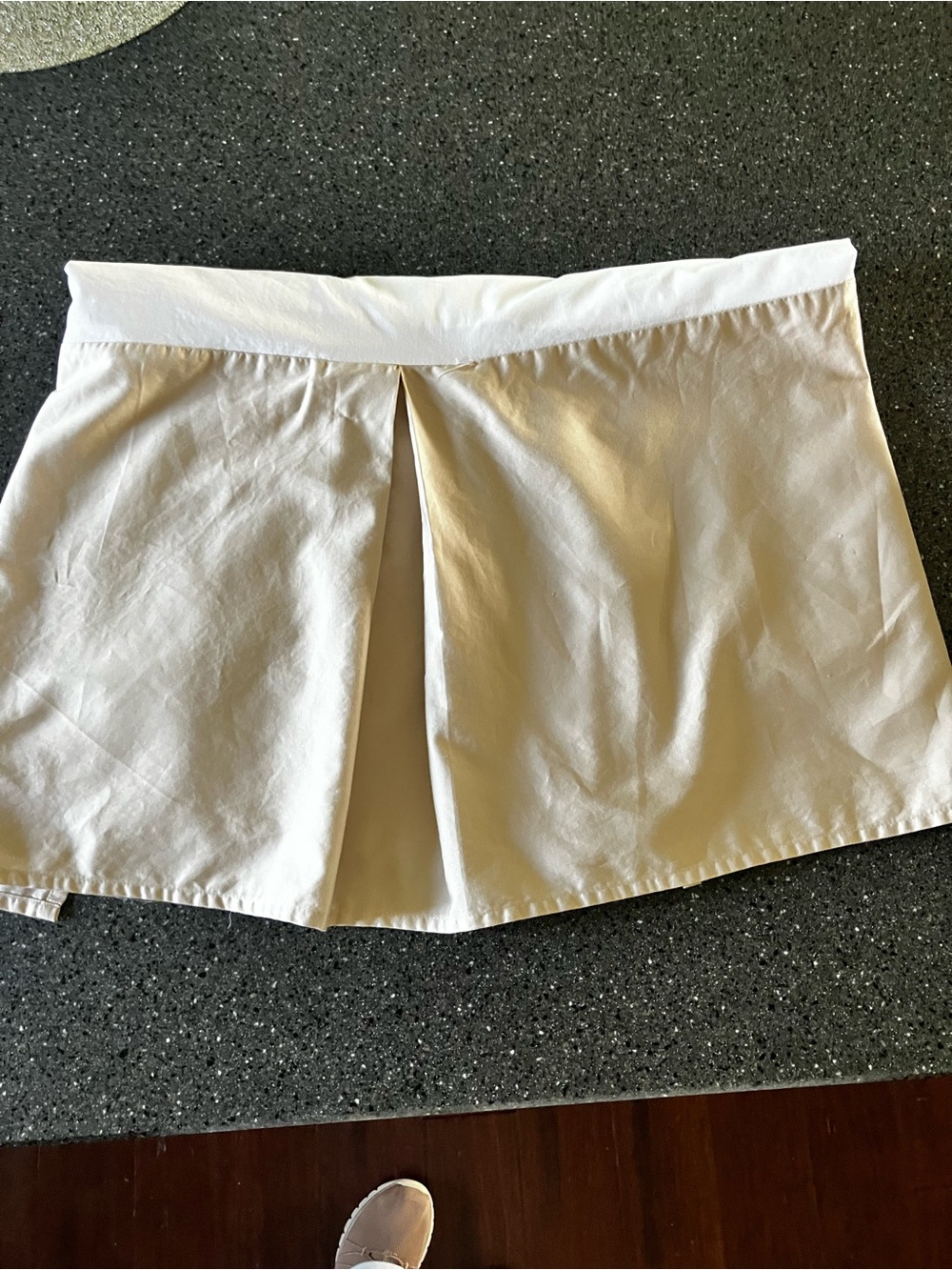 Tan Baby Bed Bed skirt 14 inch drop. Very nice clean home no smells.